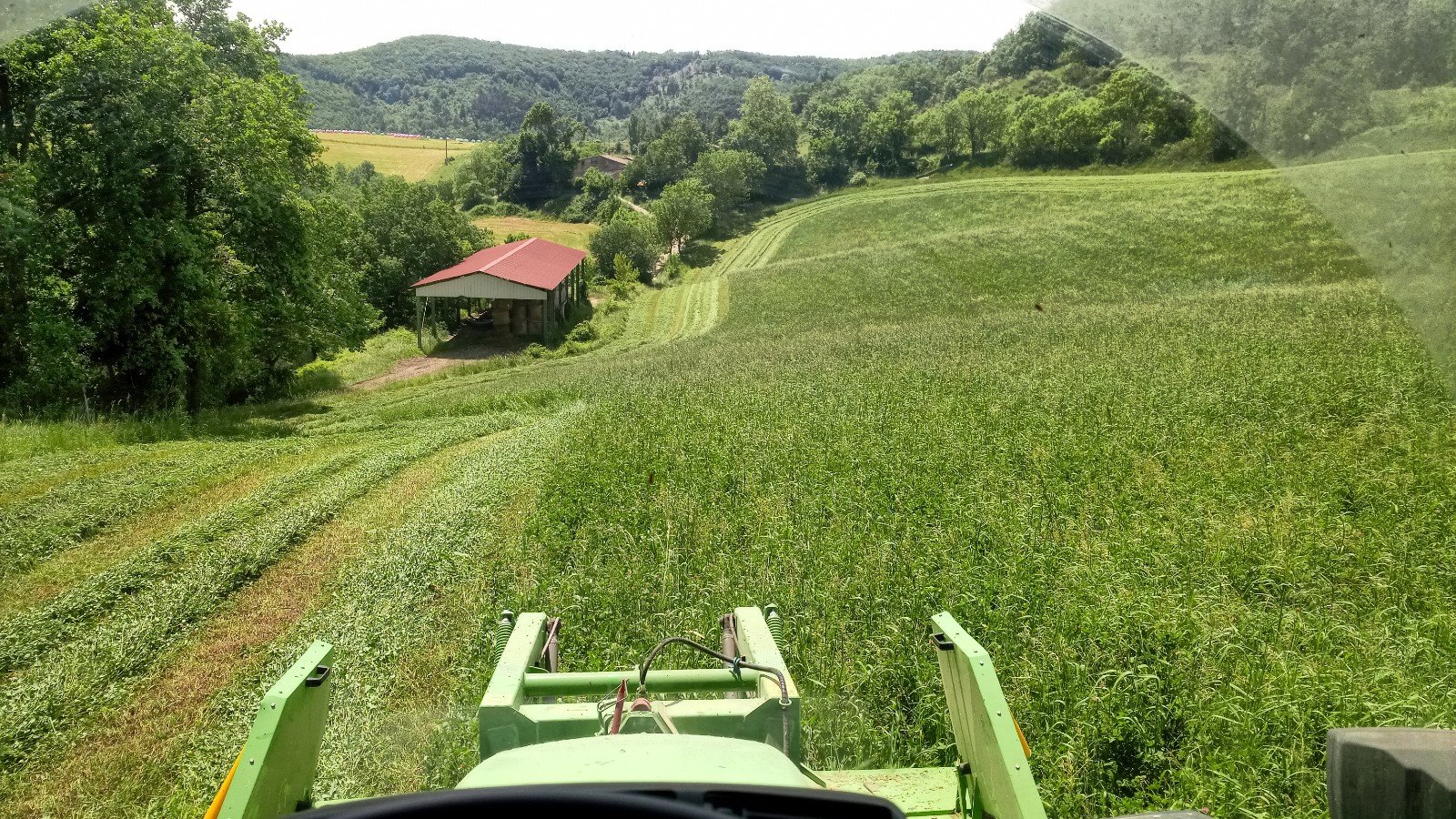 Forage and crop work at Bouriech